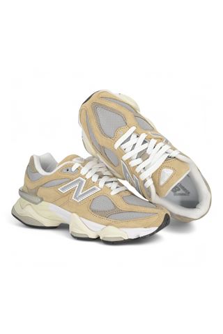 Sneaker donna in camoscio e nylon colore bianco. NEW BALANCE | U9060-LBD